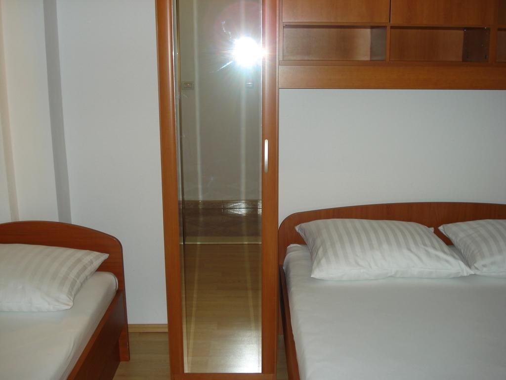 Milic Apartments Makarska Cameră foto