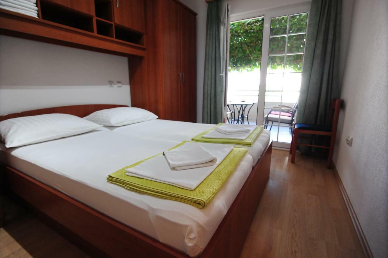 Milic Apartments Makarska Exterior foto